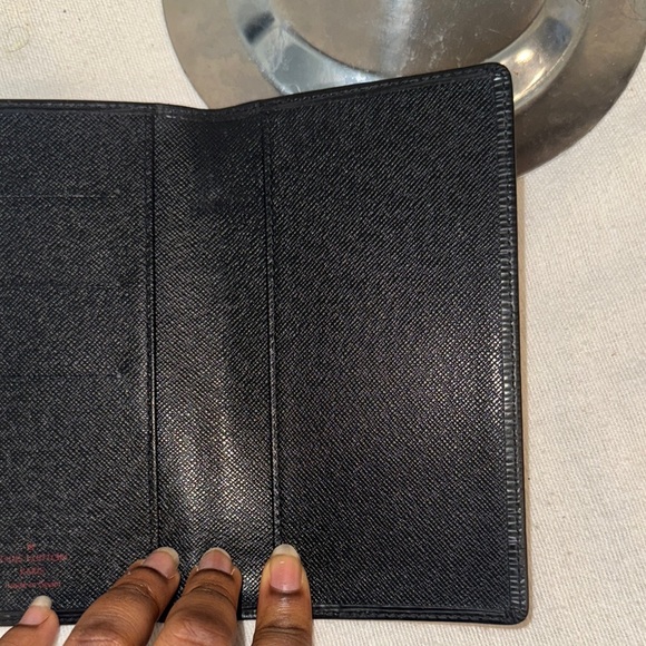 Authentic Louis Vuitton Black Clutch - Picture 8 of 8